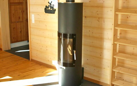 Chalet Ahornen: Cabinetry, Køkken Apparat, Træ, Countertop, Belysning, Køkken, Etage, Skuffe, Gulvbelægning