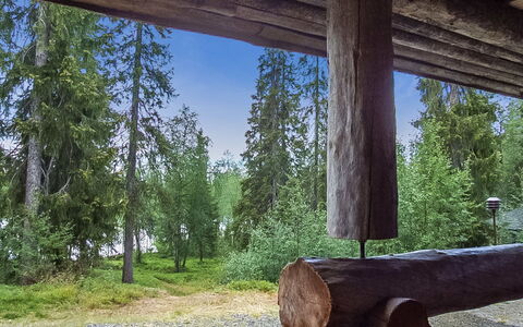 Seitsemän Savua 6: Træ, Sommerhus, Bjælkehytte, Skov, Skur, Garden Bygninger, Lærk, Woodland, Bejdse