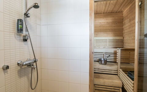 Vuosselinhovi F: Træ, Sommerhus, Bjælkehytte, Skov, Skur, Garden Bygninger, Lærk, Woodland, Bejdse