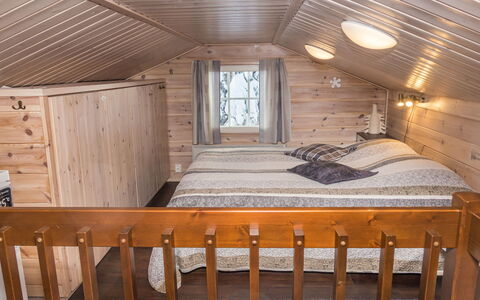 Vuosselinhovi C: Træ, Sommerhus, Bjælkehytte, Skov, Skur, Garden Bygninger, Lærk, Woodland, Bejdse