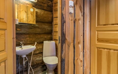 Seitsemän Savua 3: Træ, Sommerhus, Bejdse, Hårdttræ, Bjælkehytte, Planke, Loft, Naturmateriale, Tømmer, Garden Bygninger