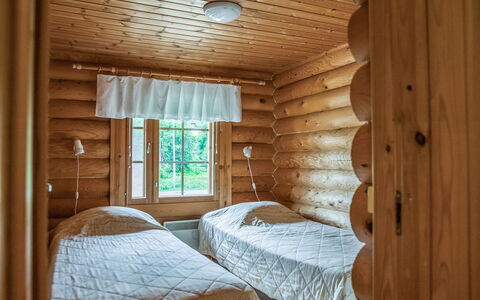 Kieppi a: Træ, Sommerhus, Bjælkehytte, Skov, Skur, Garden Bygninger, Lærk, Woodland, Bejdse