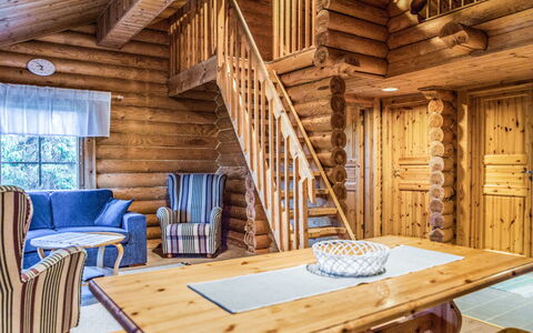 Kieppi B: Træ, Sommerhus, Bjælkehytte, Skov, Skur, Garden Bygninger, Lærk, Woodland, Bejdse