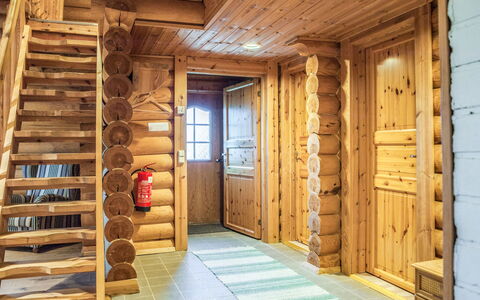 Kieppi B: Træ, Sommerhus, Bjælkehytte, Skov, Skur, Garden Bygninger, Lærk, Woodland, Bejdse
