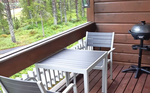 Artturi: Træ, Sommerhus, Bjælkehytte, Skov, Skur, Garden Bygninger, Lærk, Woodland, Bejdse