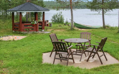 Ahonlaita: Træ, Sne, Sommerhus, Vinter, Tag, Hjem, Fryser, Bjælkehytte, Sidespor, Hældning