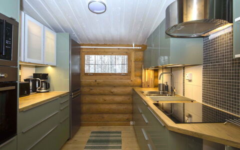 Pohosniemi: Køkken, Countertop, Indretning, Gulvbelægning, Køkken Apparat, Større Bandage, Træ, Loft, Lysarmatur, Cabinetry