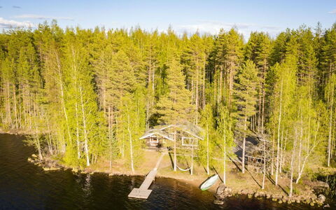 Tatunmökki: Træ, Sommerhus, Bjælkehytte, Skov, Skur, Garden Bygninger, Lærk, Woodland, Bejdse