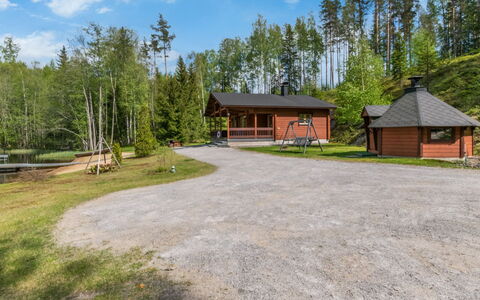 7734: Græs, Hus, Sommerhus, Land Lot, Hjem, Estate, Lawn, Sidespor, Stuehus, Veranda