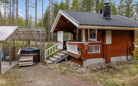 Eemeli: Træ, Sommerhus, Tag, Hus, Sidespor, Bjælkehytte, Skur, Garden Bygninger, Veranda, Hårdttræ