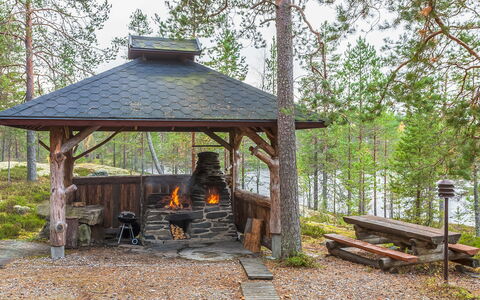 Huljakka: Træ, Sne, Vinter, Sommerhus, Fryser, Hjem, Bjælkehytte, Lærk, Sidespor