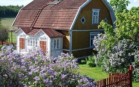 Louhela: Møbel, Hav, Stol, Skygge, Altan, Udendørs Møbler, Eco Hotel, Kyst, Dæk, Bejdse