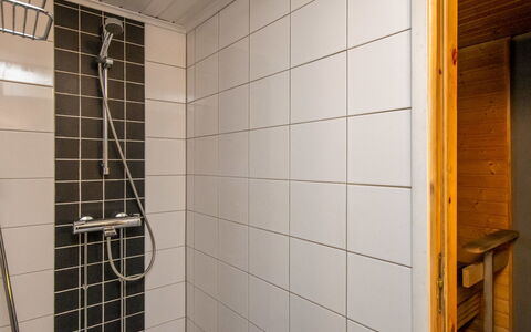 Hiekkasaari: Græs, Hus, Sommerhus, Land Lot, Hjem, Estate, Lawn, Sidespor, Stuehus, Veranda