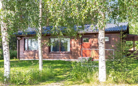 Pikkupuro: Træ, Hus, Sommerhus, Hjem, Land Lot, Landdistrikt, Garden Bygninger, Woodland, Gård, Sidespor