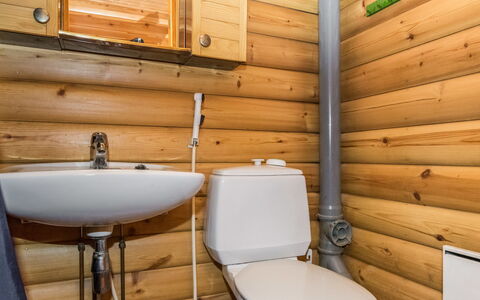 2235: Træ, Sommerhus, Bjælkehytte, Skov, Skur, Garden Bygninger, Lærk, Woodland, Bejdse
