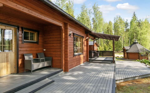 7152: Træ, Bank, Hus, Sommerhus, Sø, Dam, Skov, Bjælkehytte