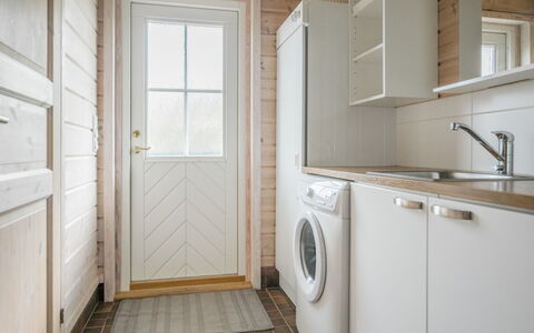 Kanervarinne: Træ, Sommerhus, Bjælkehytte, Skov, Skur, Garden Bygninger, Lærk, Woodland, Bejdse