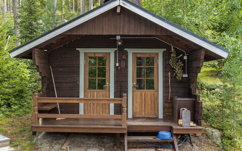 Sarvitupa: Træ, Sommerhus, Bjælkehytte, Skov, Skur, Garden Bygninger, Lærk, Woodland, Bejdse