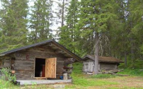 Vaaran Loma-Asunto: Træ, Sommerhus, Bjælkehytte, Skov, Skur, Garden Bygninger, Lærk, Woodland, Bejdse