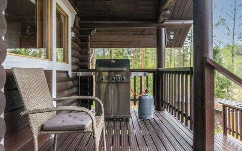 Vekurinveranta: Træ, Gulvbelægning, Loft, Trægulve, Etage, Indretning, Møbel, Veranda, Hårdttræ, Bejdse