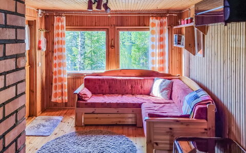 Onkilammi: Græs, Hus, Sommerhus, Land Lot, Hjem, Estate, Lawn, Sidespor, Stuehus, Veranda