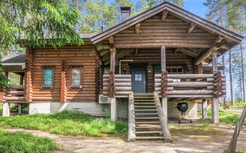 Karpalo: Træ, Sommerhus, Veranda, Sidespor, Hjem, Bjælkehytte, Hårdttræ, Garden Bygninger, Planke, Tømmer
