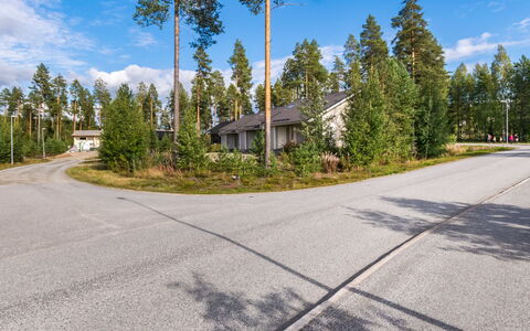4 Seasons Hymy a: Træ, Sidespor, Sommerhus, Hus, Hjem, Planke, Garden Bygninger, Bjælkehytte, Hårdttræ, Veranda
