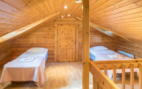 Klz 3. Malakiitti: Sommerhus, Hus, Hjem, Garden Bygninger, Sidespor, Bjælkehytte, Stuehus, Estate, Skur, Gård