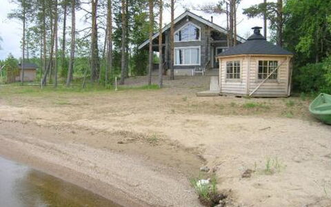 Taivaanranta: Svømmepøl, Bjergkæde, Eco Hotel, Udvej, Estate, Dal, Villa, Landscaping, Ferieby, Backyard