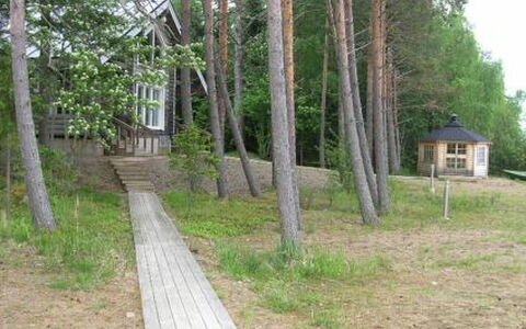 Taivaanranta: Svømmepøl, Bjergkæde, Eco Hotel, Udvej, Estate, Dal, Villa, Landscaping, Ferieby, Backyard