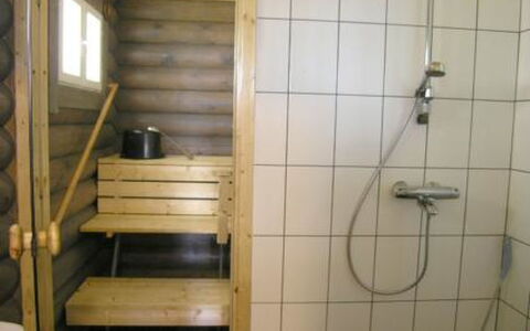Taivaanranta: Møbel, Indretning, Gulvbelægning, Etage, Bord, Loft, Køkken & Spisebord, Belysning, Stol, Hjem