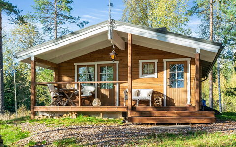 Niemenkärki, Vaikon Loma 8: Træ, Sommerhus, Bjælkehytte, Skov, Skur, Garden Bygninger, Lærk, Woodland, Bejdse