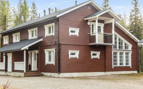 Atrin Suvanto a: Træ, Sne, Sommerhus, Vinter, Tag, Hjem, Fryser, Bjælkehytte, Sidespor, Hældning