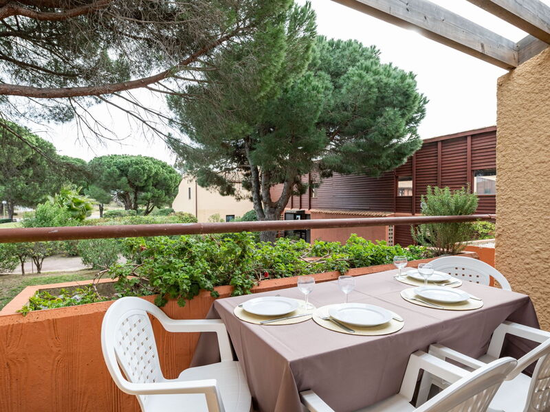Saint Cyprien 810