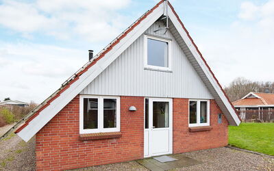 Pøt Strandby
