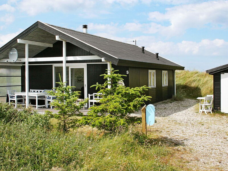 Lild Strand