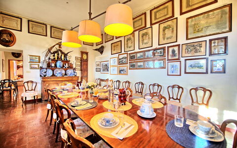 Il Principe: Værelse, Ejendom, Bygning, Gul, Spisestue, Indretning, Bord, Restaurant, Brunch, Ejendom
