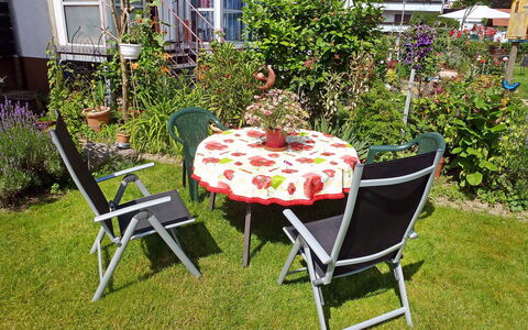 Weisenhorn: Stol, Møbel, Gård, Udendørs Bord, Have, Bord, Foldestol, Backyard, Udendørs Møbler, Lawn