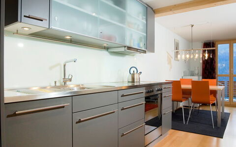 Wengen 11: Countertop, Cabinetry, Værelse, Møbel, Køkken, Ejendom, Indretning, Håndvask, Bygning, Etage