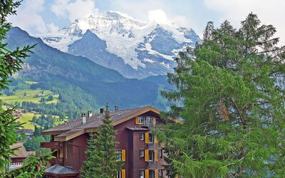 Wengen 24: Bjerg, Bjergrige Landskabsformer, Naturlige Landskab, Natur, Bjerglandsby, Ejendom, Hill Station, Himmel, Bjergkæde, Træ