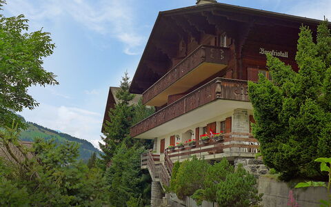 Bergkristall Apt. P: Himmel, Sky, Bygning, Plante, Ejendom, Vindue, Træ, Vegetationen, Hus, Landdistrikt