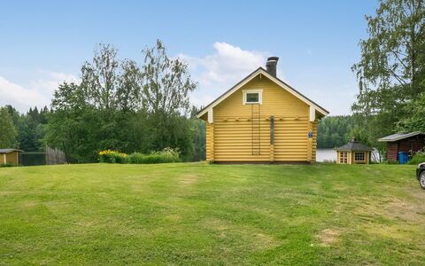 Ahvenranta: Træ, Bank, Hus, Sommerhus, Sø, Dam, Skov, Bjælkehytte