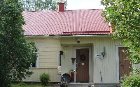 Villa Vuorenpää: Træ, Bank, Hus, Sommerhus, Sø, Dam, Skov, Bjælkehytte