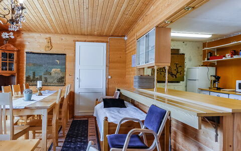 Itätullinkievari: Træ, Sommerhus, Bjælkehytte, Skov, Skur, Garden Bygninger, Lærk, Woodland, Bejdse