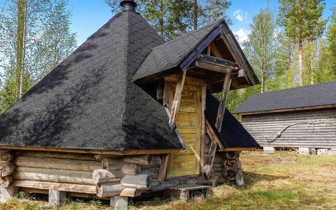 Itätullinkievari: Træ, Sommerhus, Bjælkehytte, Skov, Skur, Garden Bygninger, Lærk, Woodland, Bejdse