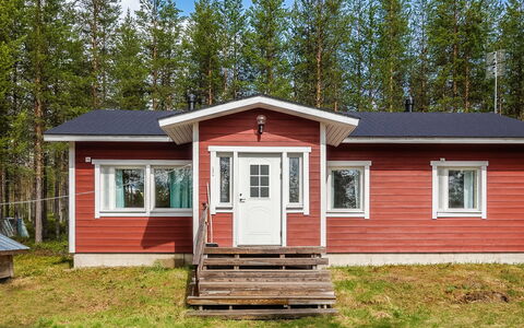 Itätullinkievari: Træ, Sommerhus, Bjælkehytte, Skov, Skur, Garden Bygninger, Lærk, Woodland, Bejdse