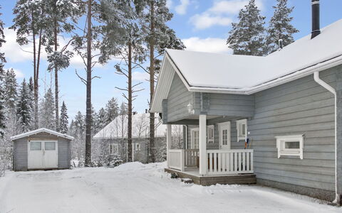 Villa Sofia: Træ, Sommerhus, Hjem, Bjælkehytte, Tømmer, Sidespor, Hårdttræ, Naturmateriale, Garden Bygninger, Hytte