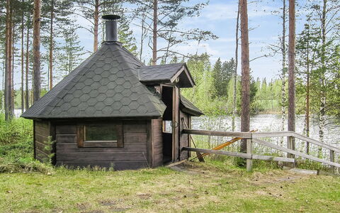 Yläneuvola Silta: Sommerhus, Hus, Hjem, Garden Bygninger, Sidespor, Bjælkehytte, Stuehus, Estate, Skur, Gård