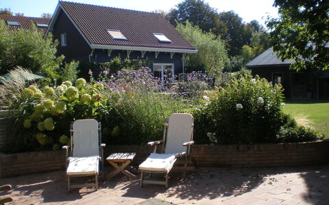 Zon: Ejendom, Hus, Have, Hjem, Sommerhus, Gård, Landscaping, Botanik, Ejendom, Træ