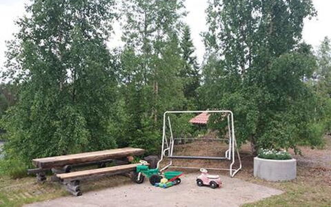 Käkiharju: Træ, Sne, Sommerhus, Vinter, Tag, Hjem, Fryser, Bjælkehytte, Sidespor, Hældning
